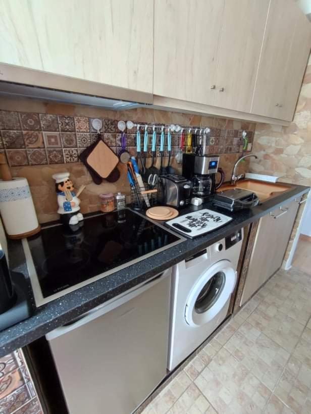 Snow White Castle Apartment Киотари Екстериор снимка