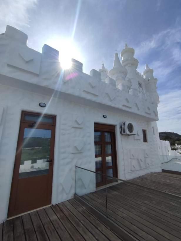 Snow White Castle Apartment Киотари Екстериор снимка